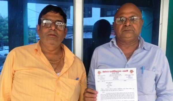 साहब’ हम्हीं ‘असली’, ‘राजू’ तो नकली ‘अध्यक्ष’!