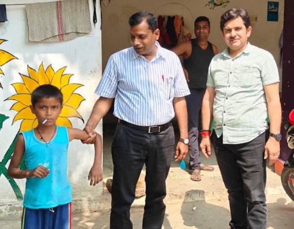 रंग ला रही है शिक्षक राकेश की पहल, बदल रही है विद्यालय की सूरत