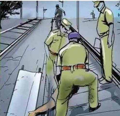 ट्रेन की चपेट में आकर अधेड़ की हुई दर्दनाक मौत शिनाख्त का प्रयास जारी