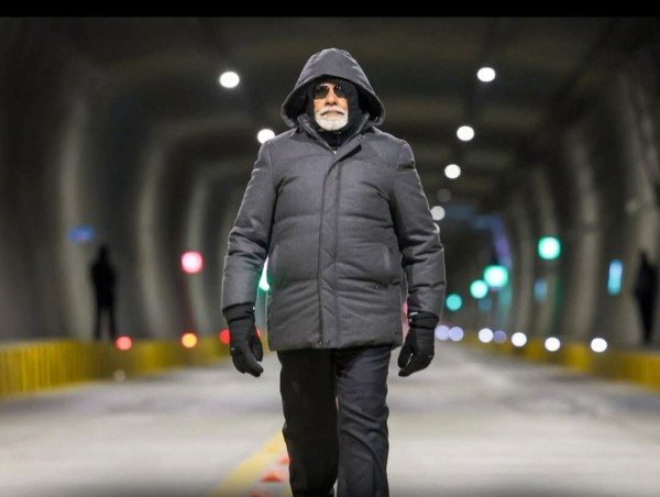 प्रधानमंत्री नरेंद्र मोदी जम्मू-कश्मीर के गांदरबल में पहुंचे और यहां Z-Morh टनल का उद्घाटन किया।