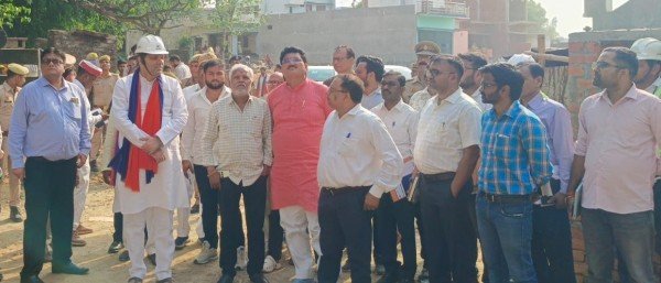 प्रभारी मंत्री ने खोली विकास के भ्रष्टाचार की पोल