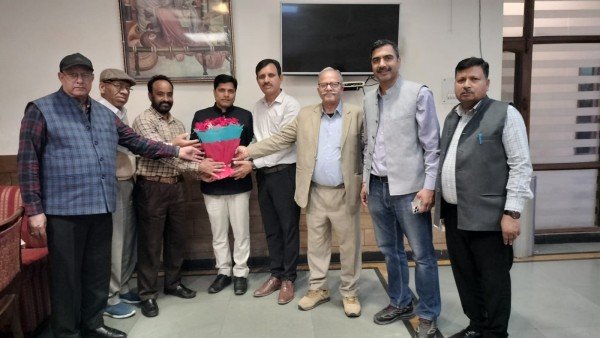 चार्टर्ड अकाउंटेंट ऑफ इंडिया की नवनिर्वाचित टीम ने संजय टंडन से की मुलाकात