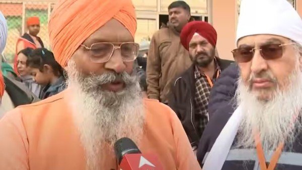 प्रयागराज में आयोजित महाकुंभ 2025 में जंगम साधु विशेष आकर्षण का केंद्र बने हुए हैं