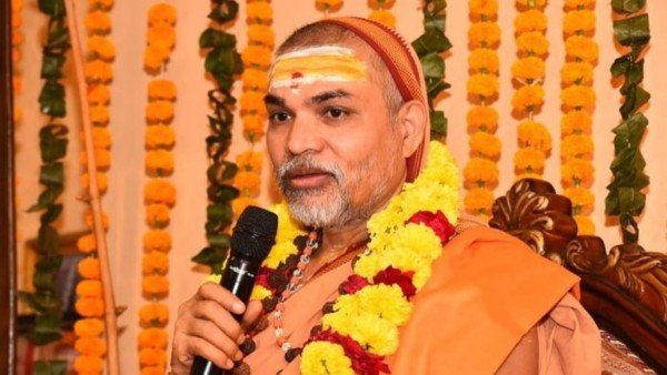 प्रयागराज महाकुंभ में आज फिर आग लगने की घटना सामने आई है।