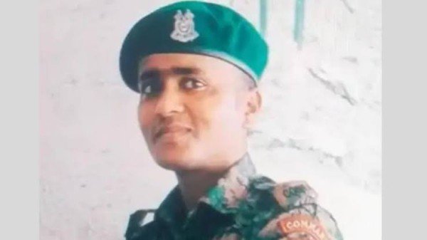 CM योगी ने शहीद शैलेंद्र को भावभीनी श्रद्धांजलि दी