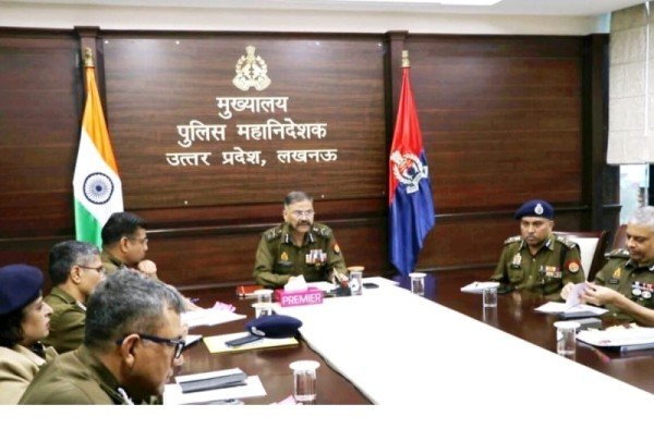 डीजीपी प्रशांत कुमार ने कानून व्यवस्था की समीक्षा की