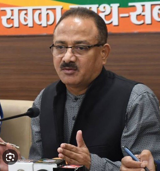 कांग्रेस समर्थित आम आदमी पार्टी के मेयर द्वारा कार्यालय में राष्ट्रीय नेताओं की तस्वीरों के अनादर की अरूण सूद ने की भर्त्सना