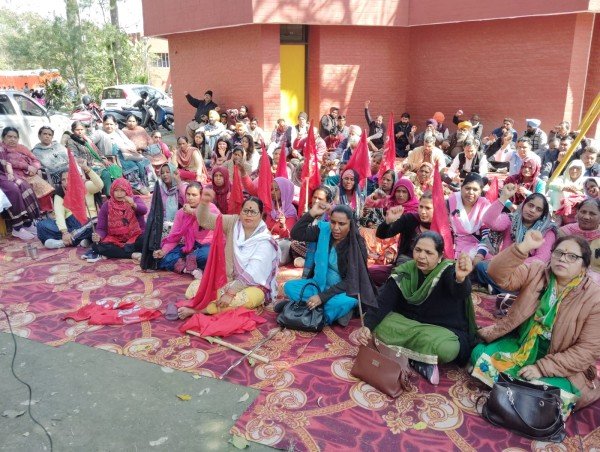 अंतर्राष्ट्रीय महिला दिवस को महिला शोषण विरोधी दिवस के तौर पर मनाया