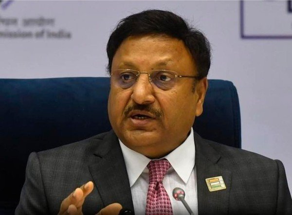 दिल्ली विधानसभा चुनाव की तारीखों का ऐलान आज (7 जनवरी) किया जाएगा।