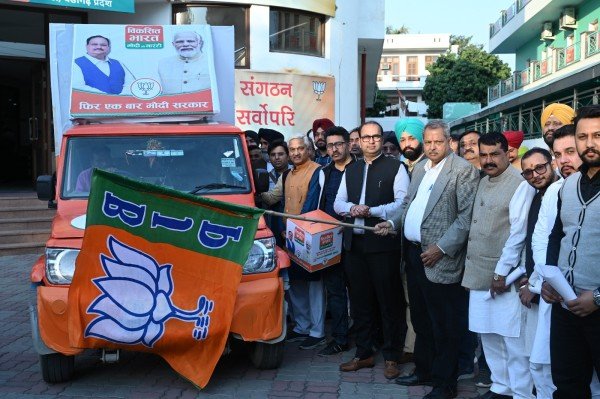 भाजपा प्रदेश अध्यक्ष मल्होत्रा ने विकसित भारत संकल्प पत्र  सुझाव एकत्रीकरण हेतु एलईडी वन को हरी झंडी दिखा किया रवाना