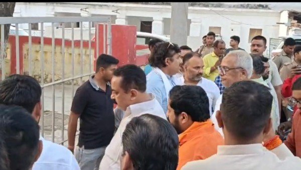 बीजेपी के दो पूर्व विधायक समेत दो पूर्व ब्लॉक प्रमुख 6 लोगों को कोर्ट ने भेजा जेल, एडीएम से 22 साल पहले की थी मारपीट!