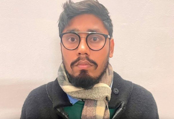 प्रधानमंत्री के  खिलाफ ग्राफिटी लिखने वाले को दिल्ली मेट्रो पुलिस ने गिरफ्तार कर लिया