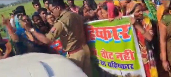 बीजेपी प्रत्याशी रविंद्र कुशवाहा का जनपद में विरोध