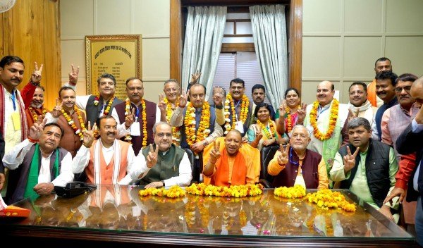 उत्तर प्रदेश से राज्य सभा के द्विवार्षिक चुनाव में विजयी होने वाले @BJP4India के सभी सम्मानित प्रत्याशियों को हार्दिक बधाई!