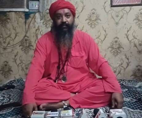 बाबा देवनाथ योगी अखाड़ा महामंडलेश्वर 1008 वाल्मीकि समाज के जगतगुरु स्थान दरिया गांव चंडीगढ़ देश के सम्मानित नागरिकों से की अपील