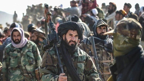 अफगानिस्तान-पाकिस्तान की सीमा पर इन दिनों फिर से तनाव पसरा हुआ