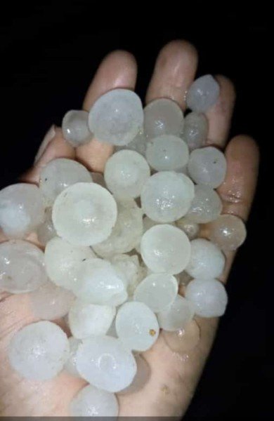 मैनपुरी  में ओले