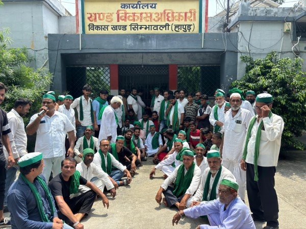 भाकियू टिकैत की मासिक पंचायत हुई, किसानों के मुद्दों समेत गांवों हो रही चोरियों पर भी जमकर हुई चर्चा।