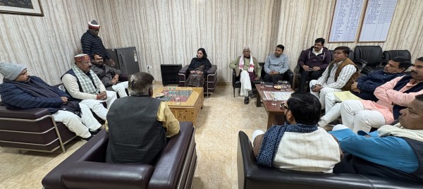 ‘सरकार’ और ‘अधिकारियों’ के बीच ‘समन्यव’ रहना ‘चाहिए’ यशकांत सिंह