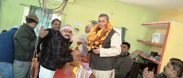 ‘बर्खास्त’ किए गए ‘परसरामपुर’ ब्लॉक अध्यक्ष ‘देवेंद्र वर्मा’