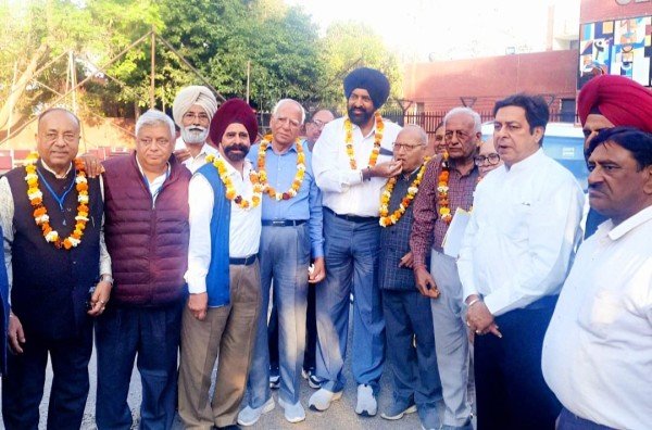 सीनियर सिटीजन्स एसोसिएशन की इलेक्शन श्री  शाम लाल सिंगला जी, प्रेसिडिंग अफसर की देख रेख होगा