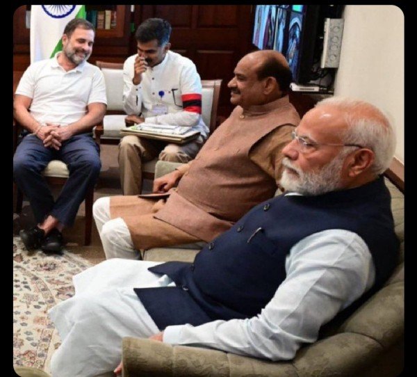 इस तस्वीर को देखकर कुछ ख्याल आया