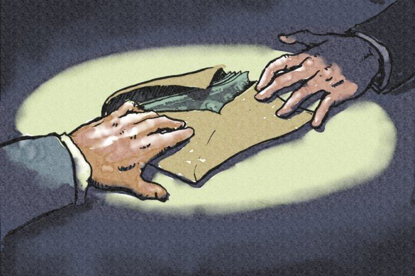 भ्रष्टाचार और भ्रष्टाचारियों को बढ़ावा दे रहे अधिवक्ता!