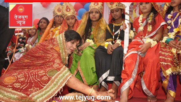 कन्या पूजन में कितनी कन्या होनी चाहिए, 10 या 11 कब करें कन्या पूजा