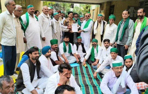 भारतीय किसान यूनियन टिकैत ने लगाए मिलो पर घोटाले के आरोप