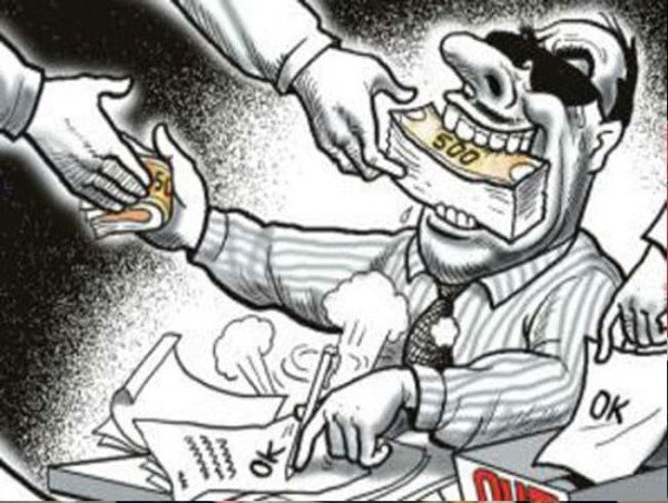 क्या तत्कालीन डीएम की भूमिका धीरसेन को बचाने में रही?