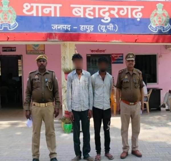 बहादुरगढ़ पुलिस ने गुमशुदा युवक को सकुशल बरामद कर परिजनों से मिलाया