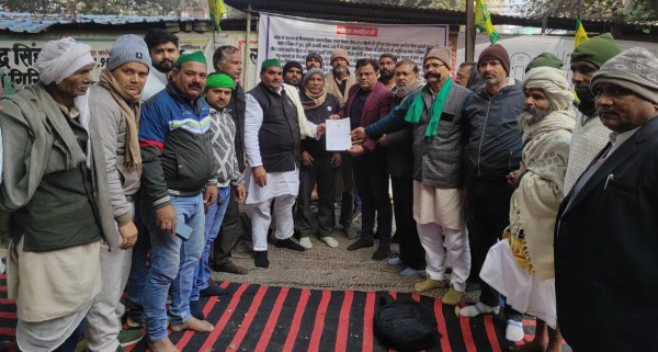 आखिर कब तक नहीं सुनेगी केद्र सरकार‘16वॉ दिन भी धरना जारी