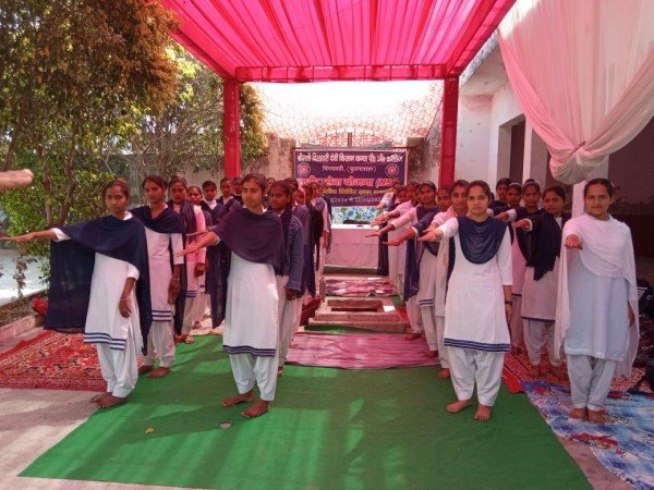 दिलावरी देवी किसान कन्या पीजी कॉलेज चिंगरावठी  बुलंदशहर की राष्ट्रीय सेवा योजना इकाई द्वारा ग्राम नयाबास में आयोजित