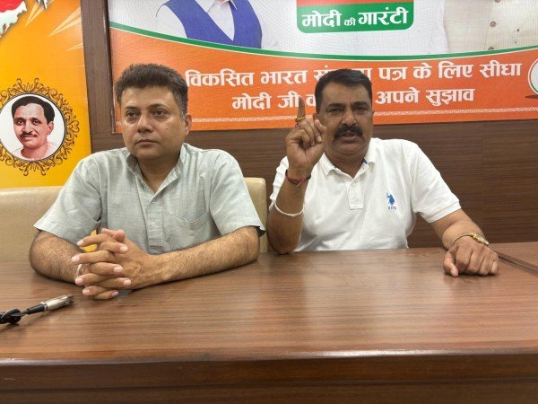 प्रधानमंत्री मोदी ने नहीं, नेहरू चाहते थे एससी एसटी को ना मिले आरक्षण