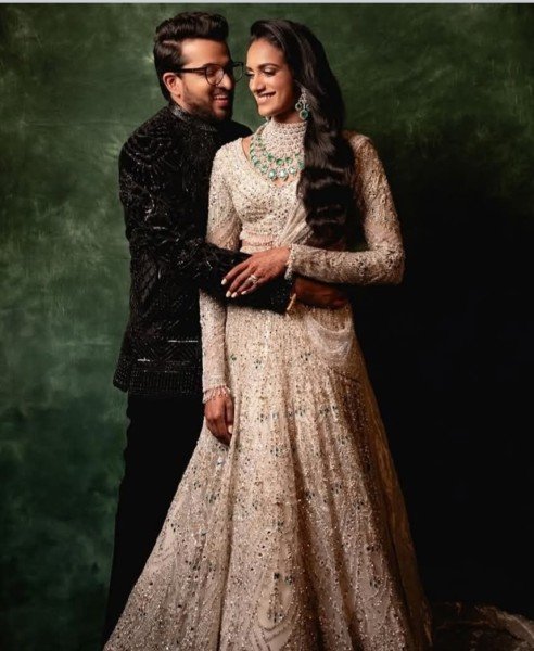 भारत की बैडमिंटन स्टार पीवी सिंधु ने 22 दिसंबर को शादी कर ली है।