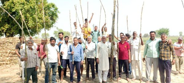चार दिन से क्रय केंद्र पर तौल न होने का आरोप, ग्रामीणों ने किया हंगामा