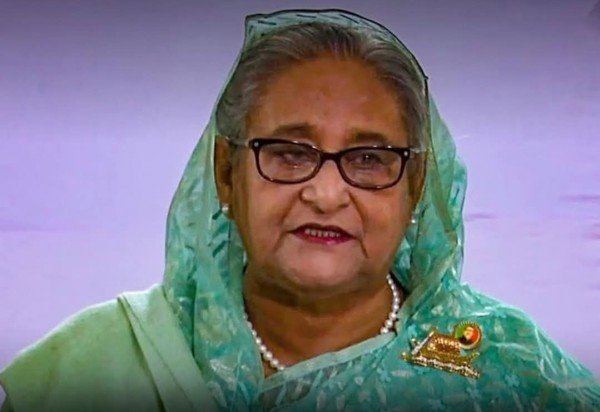 बांग्लादेश की पूर्व प्रधानमंत्री शेख हसीना का पासपोर्ट रद्द कर दिया गया है।