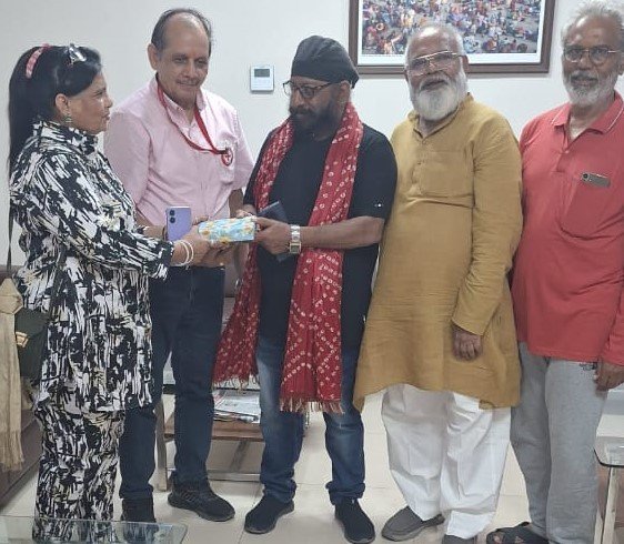 बस्ती रेडक्रास सोसायटी ने किया अपमान, गाजियाबाद ने किया सम्मान!