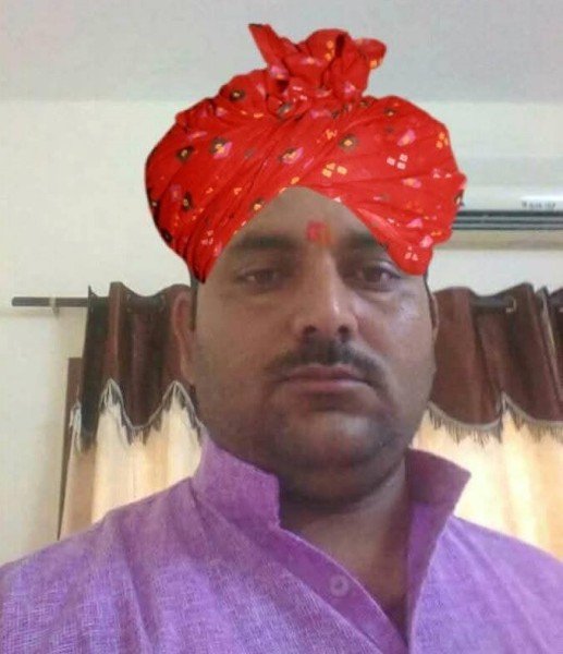 सीएमओ’ को ‘बेच’ रहें ‘डा. एसबी सिंह’ और ‘डा. एके चौधरी’ःचंद्रेश सिंह