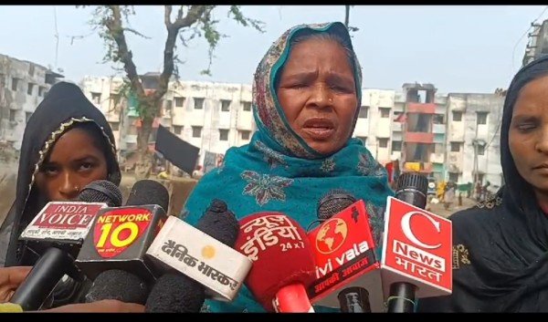 चौकी इंचार्ज ने महिला को मारपीट कर किया घायल। एस पी से शिकायत