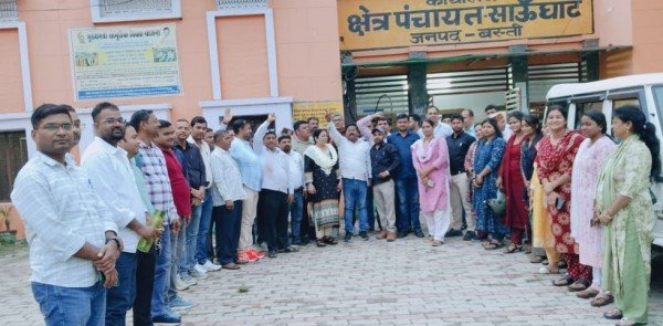 ‘बीडीओ’ साउंघाट की ‘तानाशाही’ः फोन न उठाने पर ‘सचिव’ को करवाया ‘निलंबित’!