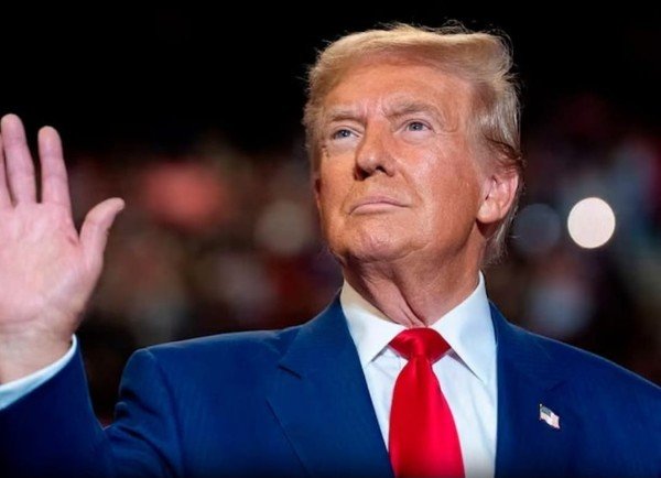 अमेरिका में जस्टिस जुआन मर्चेन ने शुक्रवार को डोनाल्ड ट्रंप को हश मनी केस में बिना शर्त बरी करने का आदेश दिया