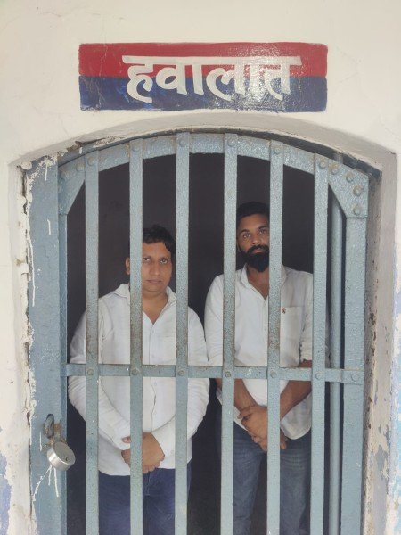 योगी सरकार में बीजेपी नेताओं की दबंगई