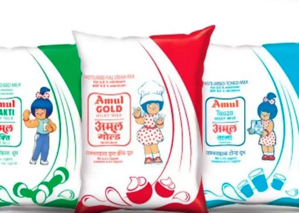 गुजरात में अमूल दूध के उपभोक्ताओं के लिए राहत भरी खबर है।